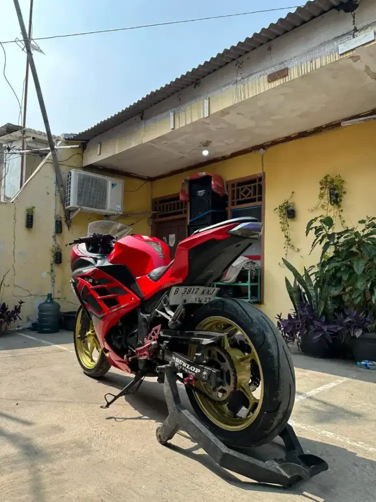 KAWASAKI NINJA 250 CC FI