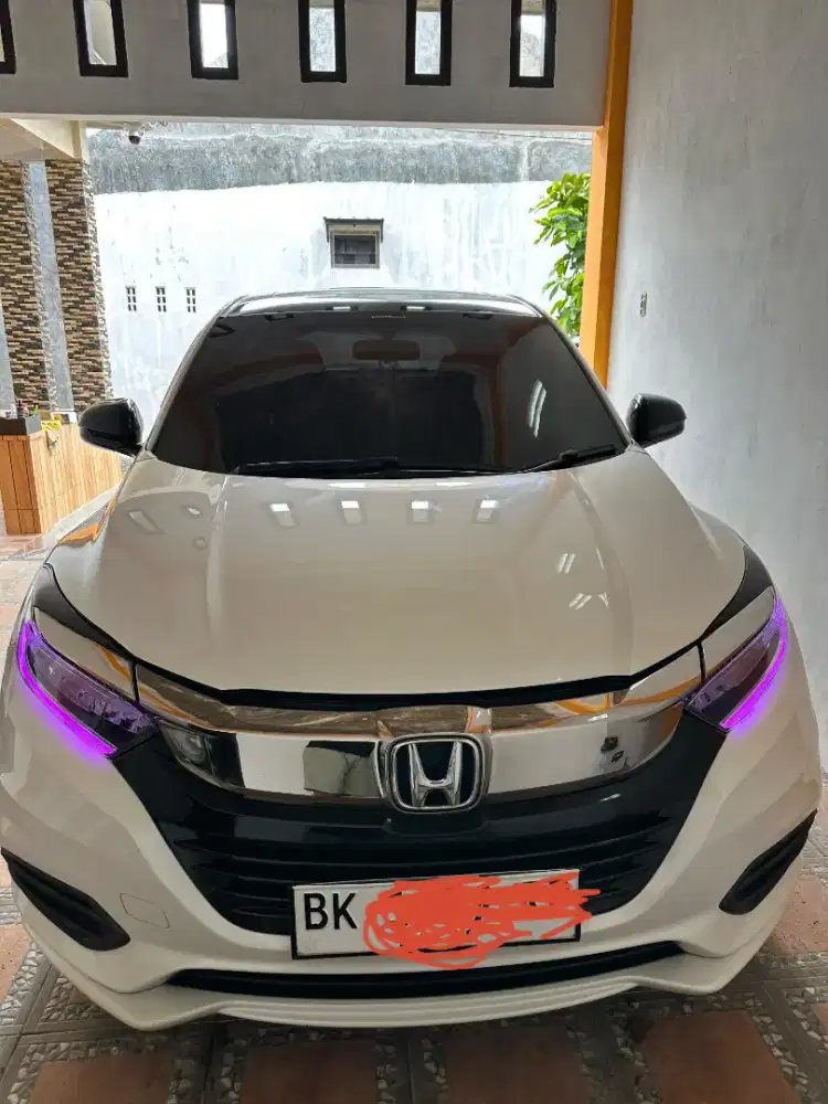 Dijual segera Honda hrv lengkap tahun 2018