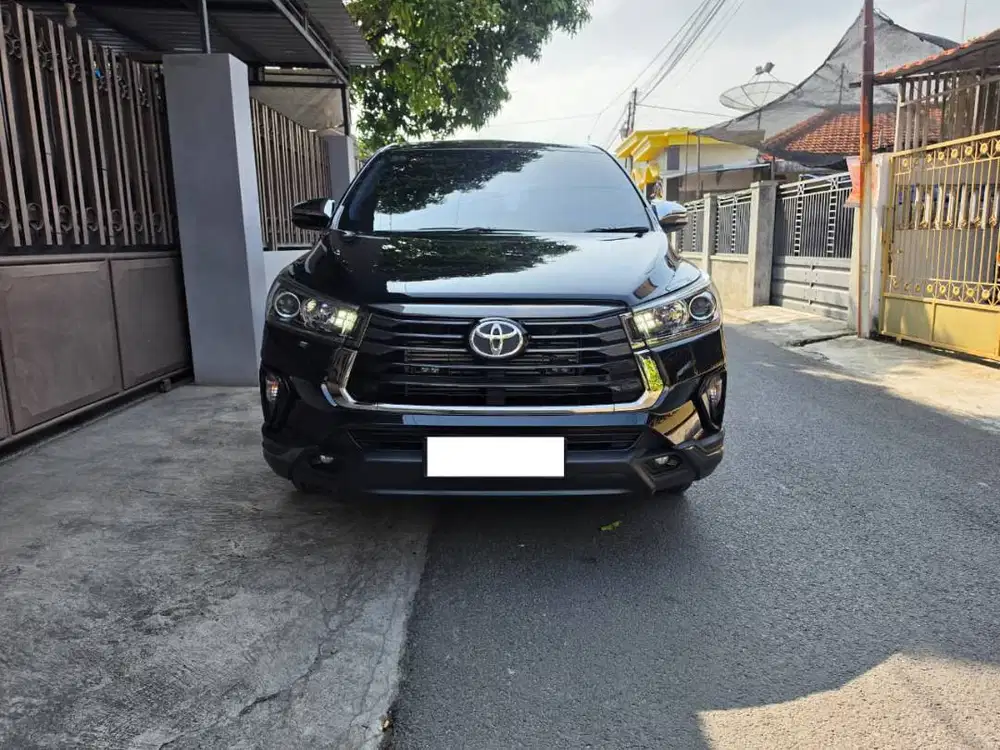 TOYOTA 2.4 INNOVA VENTURE 2022 HITAM MATIC DIESEL