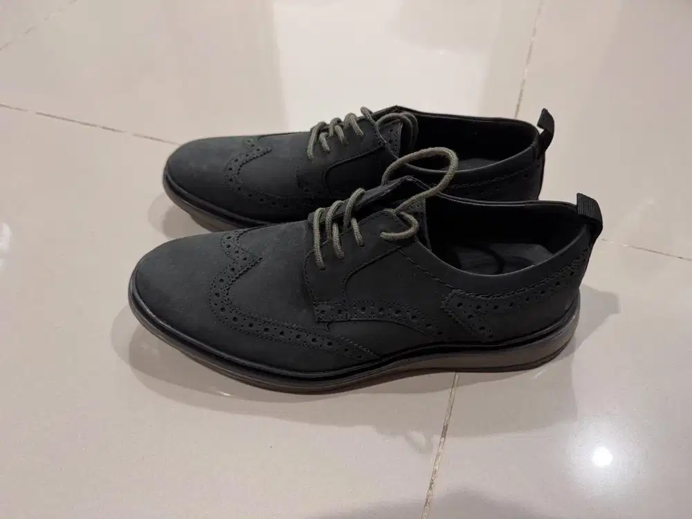 Preloved Sepatu pria clarks chantry wing size 39