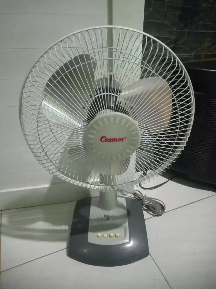 Kipas angin meja 12 inch cosmos tornadi normal siap pakai nego tipis