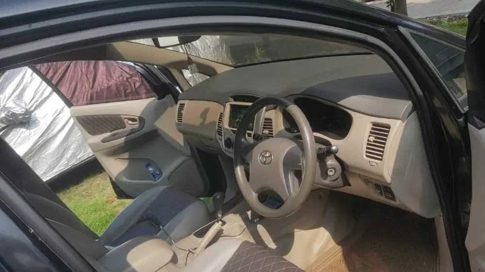 Toyota Innova 2.5 G AT 2013