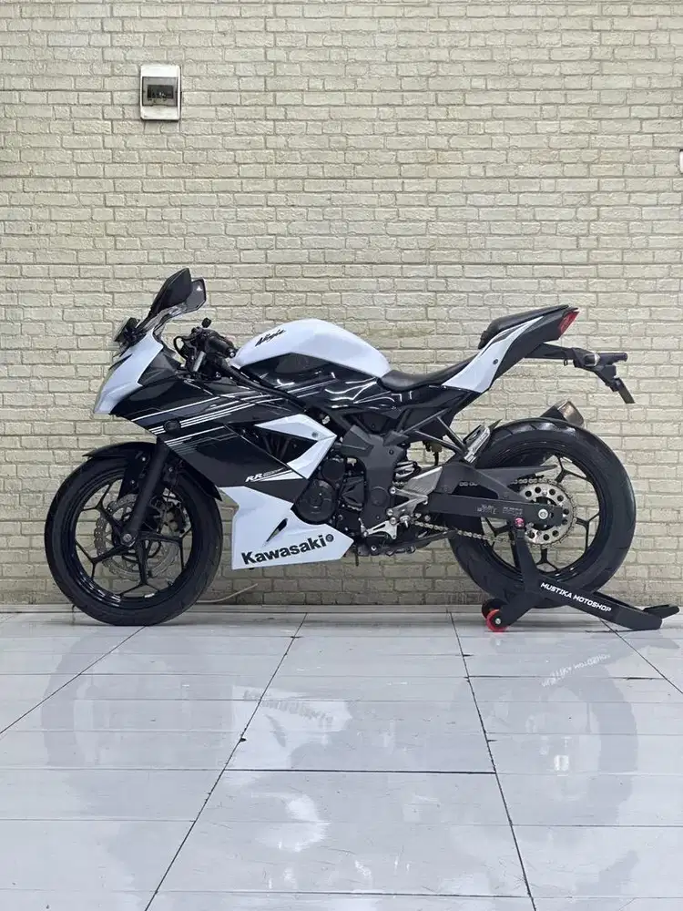 TERMURAH!! NINJA 250 sl mono 2015 | Wulan mustika