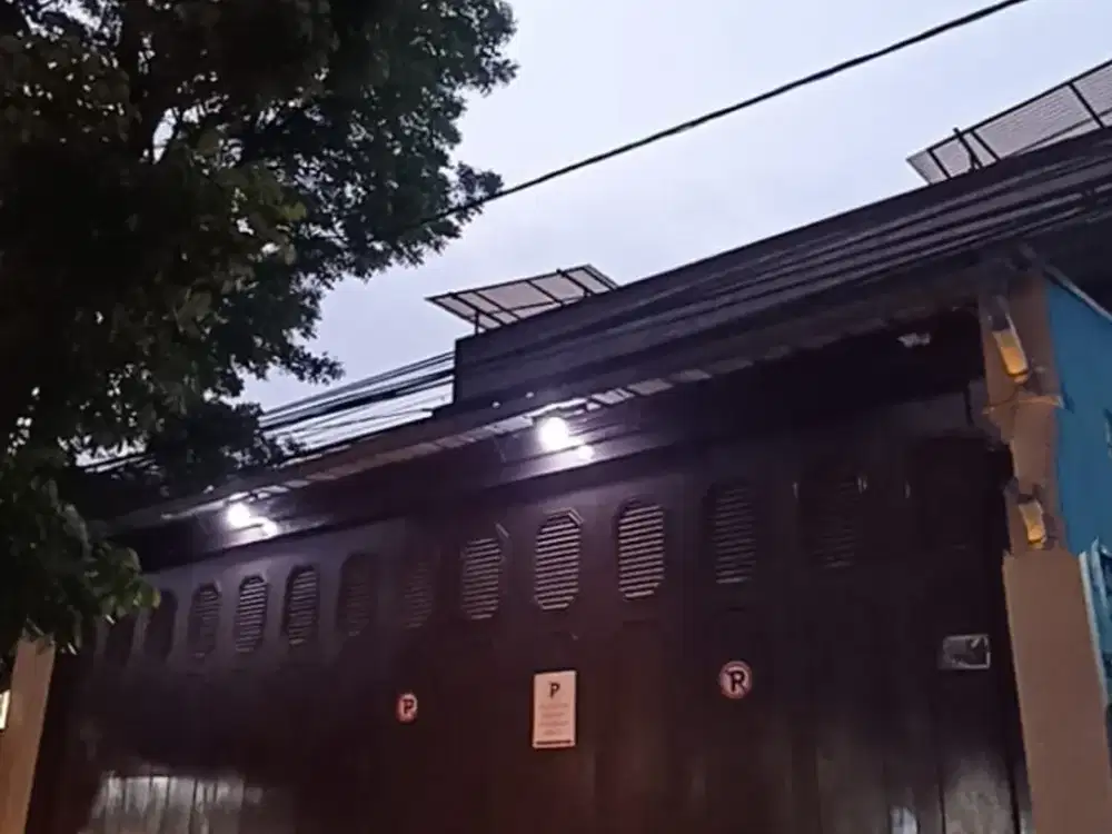 Rumah Strategis Cocok Untuk Usaha Di  Inggit Garnasih, Bandung