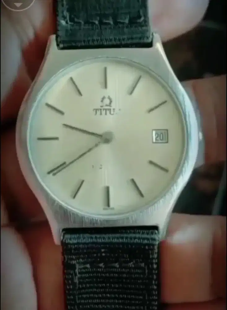 Titus Manual Original. Vintage. Strap After Market.