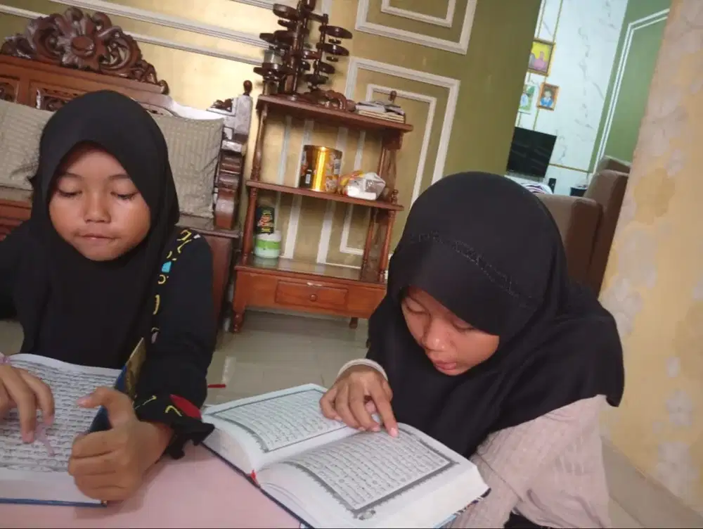 Kursus les membaca dan menulis