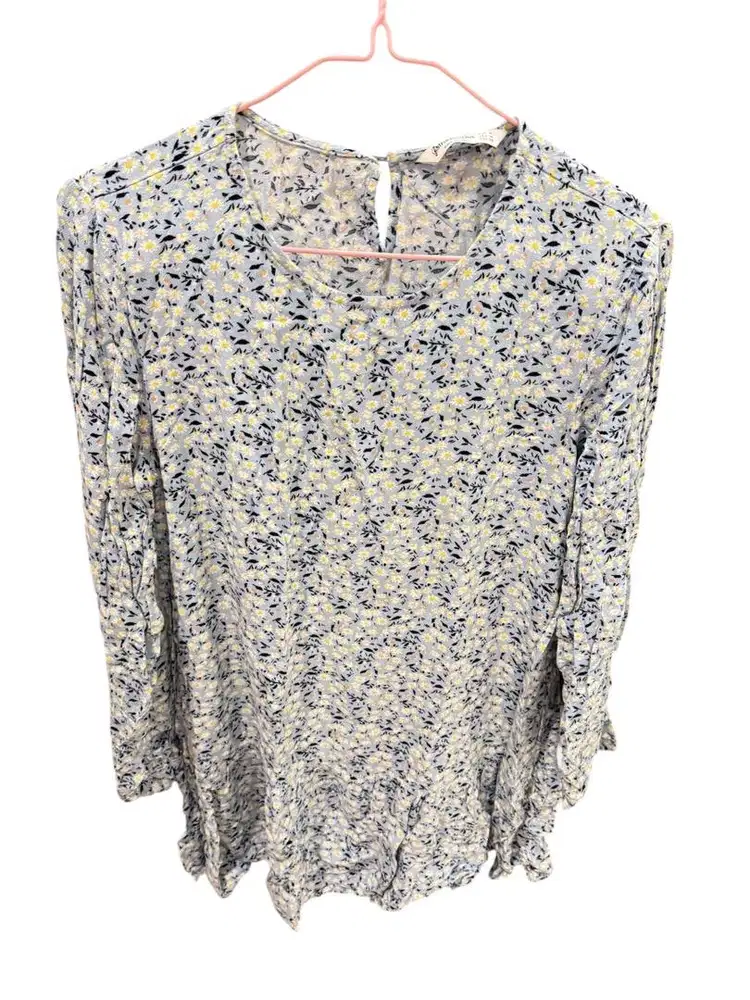 stradivarius top flower