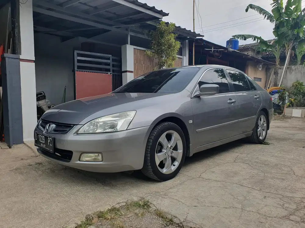 Honda Accord 2005 Bensin