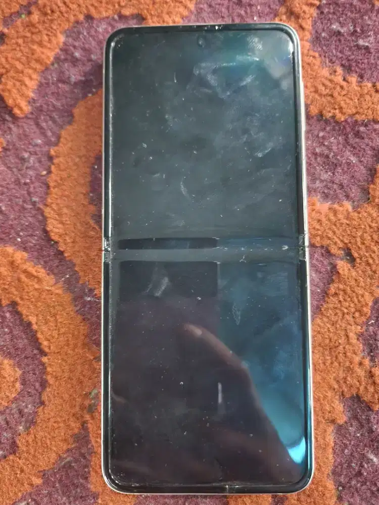 Samsung z flip 3 minus