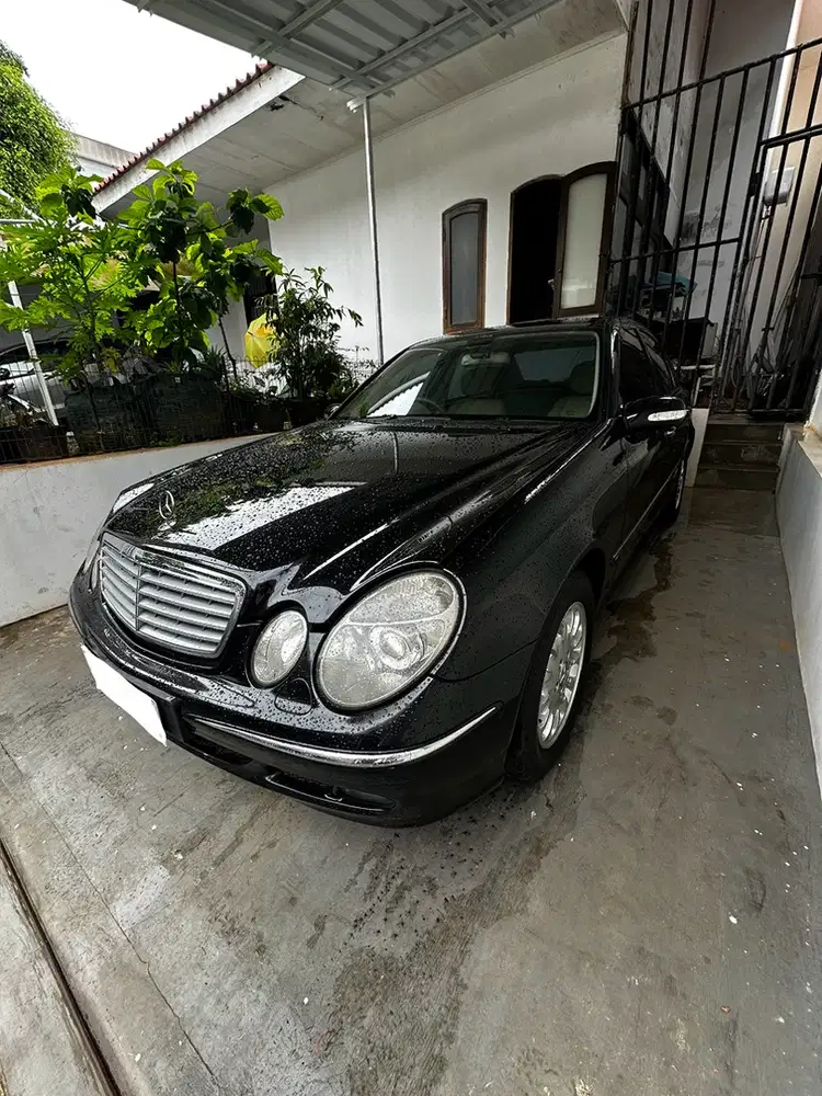 Mercedes-Benz E280 2007 Bensin
