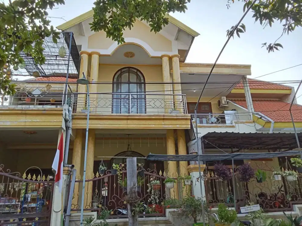 Rumah Mewah Terawat Siap Huni Lokasi Perum. Mutiara Citra Graha Larang - Candi Sidoarjo