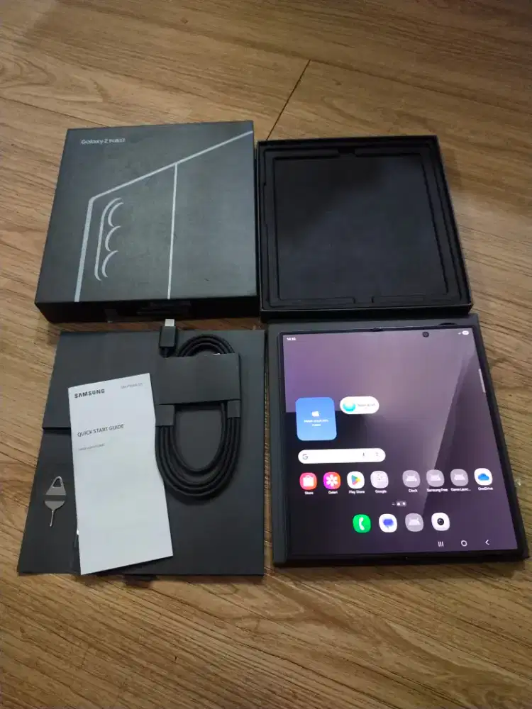 Samsung Z-Fold 7 12/256gb sein Fullset ori bisa tt handphone