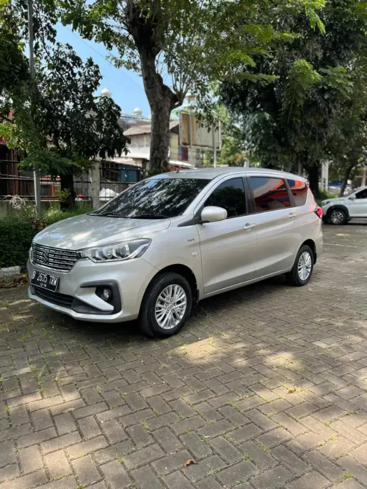 Suzuki Ertiga Gl 1.5 AT 2021