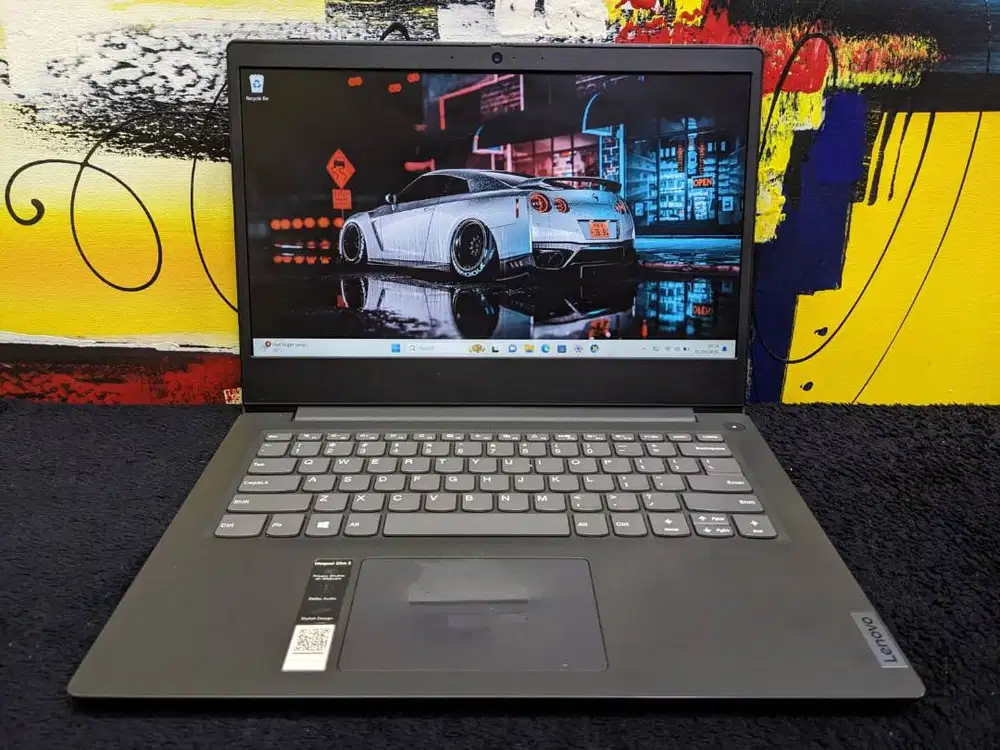 Laptop Lenovo Ideapad Slim 3 Ryzen 3 4300U 8/128 Mulus