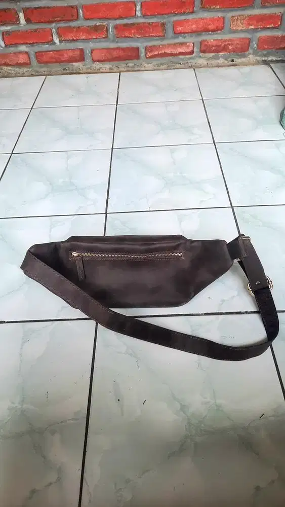 Tas weistbag bahan kulit sapi asli