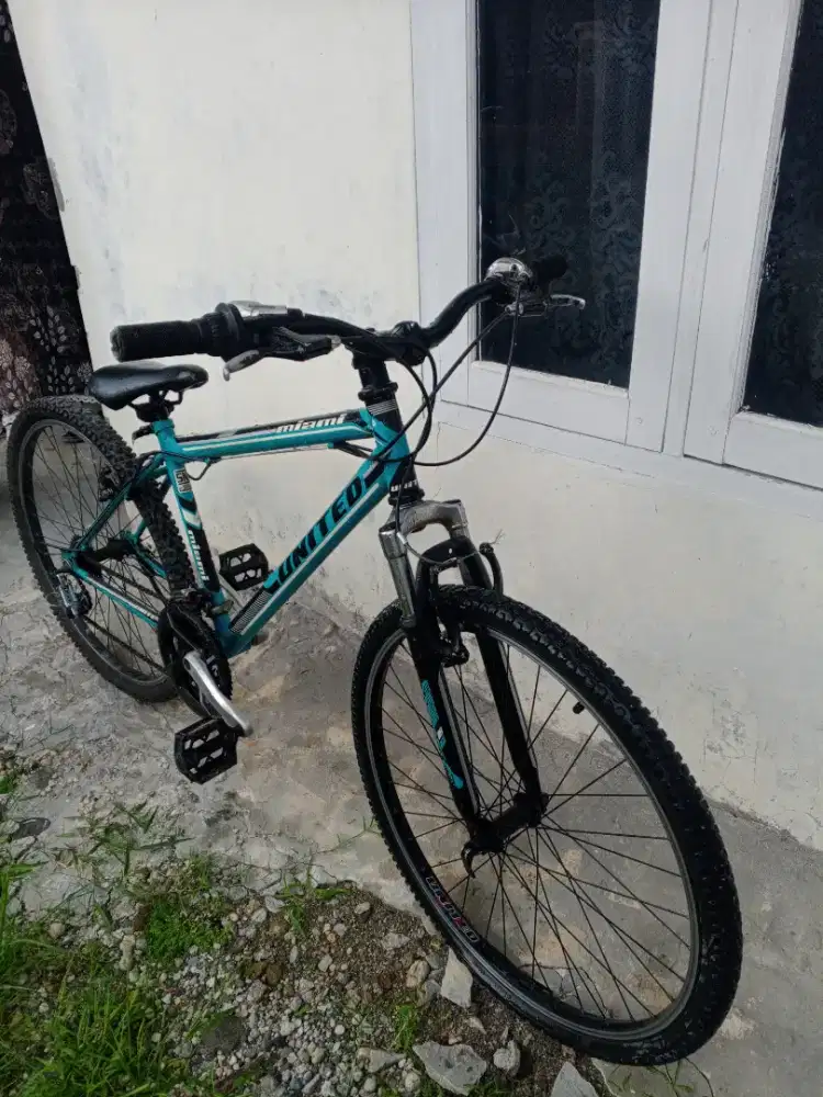 sepeda bekas di kota padang