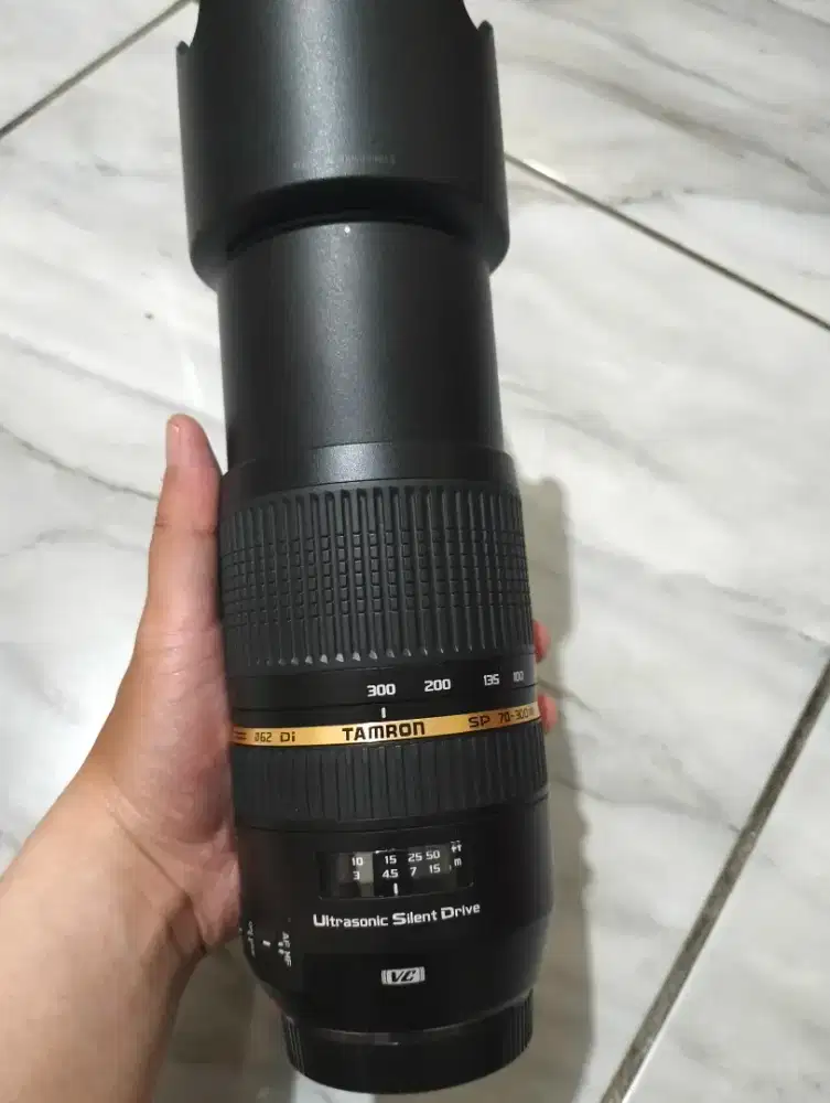 TAMRON SP 70-300 VC FOR CANON LIKENEW