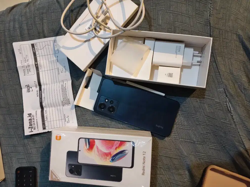 Redmi Note 12 4G. 8/256. 8GB RAM 256GB STORAGE. FULLSET BLACK