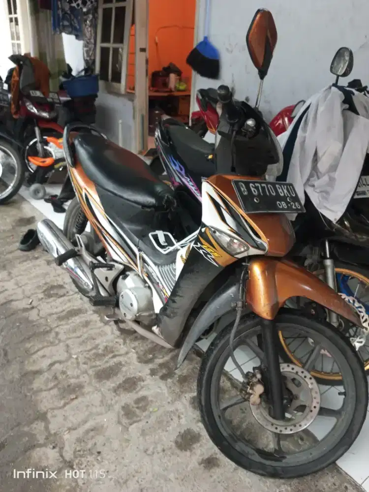 Supra x 125 injeksi th 2006