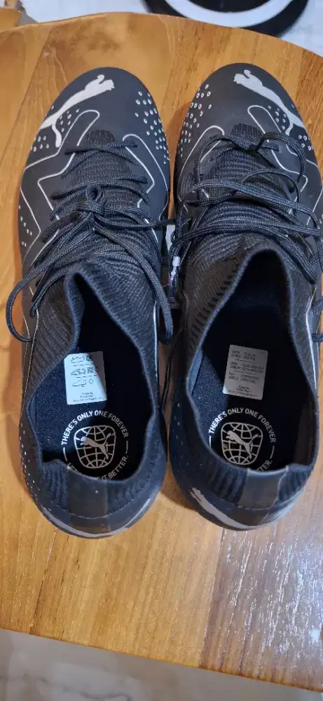 Sepatu bola puma fuzionfit360