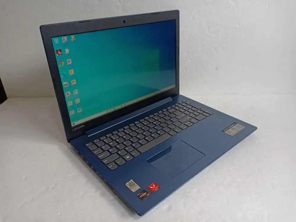 Lenovo Ideapad 330-15ARR AMD Ryzen 7 RAM 8GB SSD 256GB Double VGA