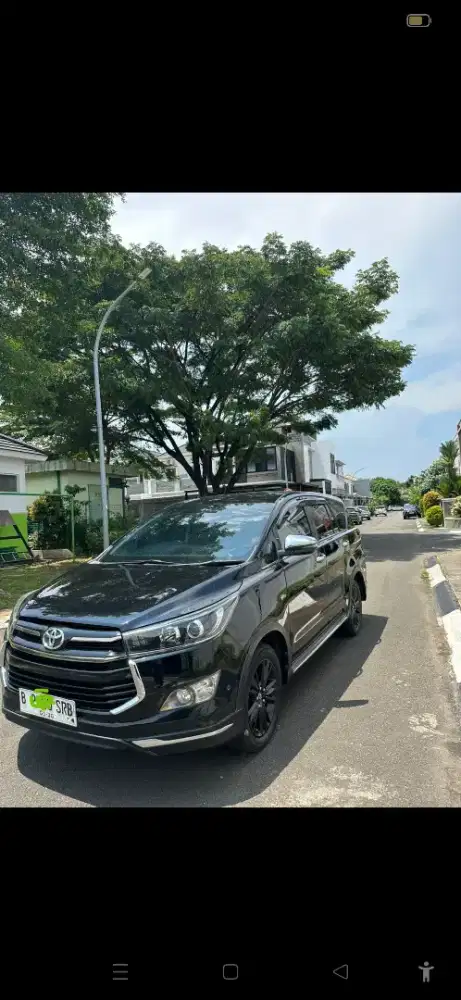 Kijang Innova Venturer 2020 AT. Hitam