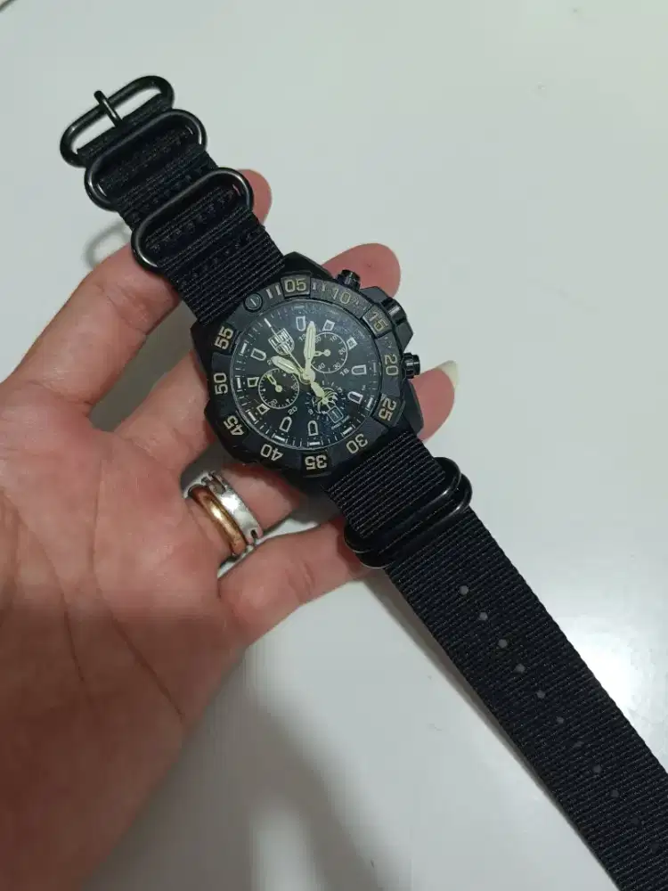 Luminox nabi seal foundation 200 M carbonox case original bekas bagus