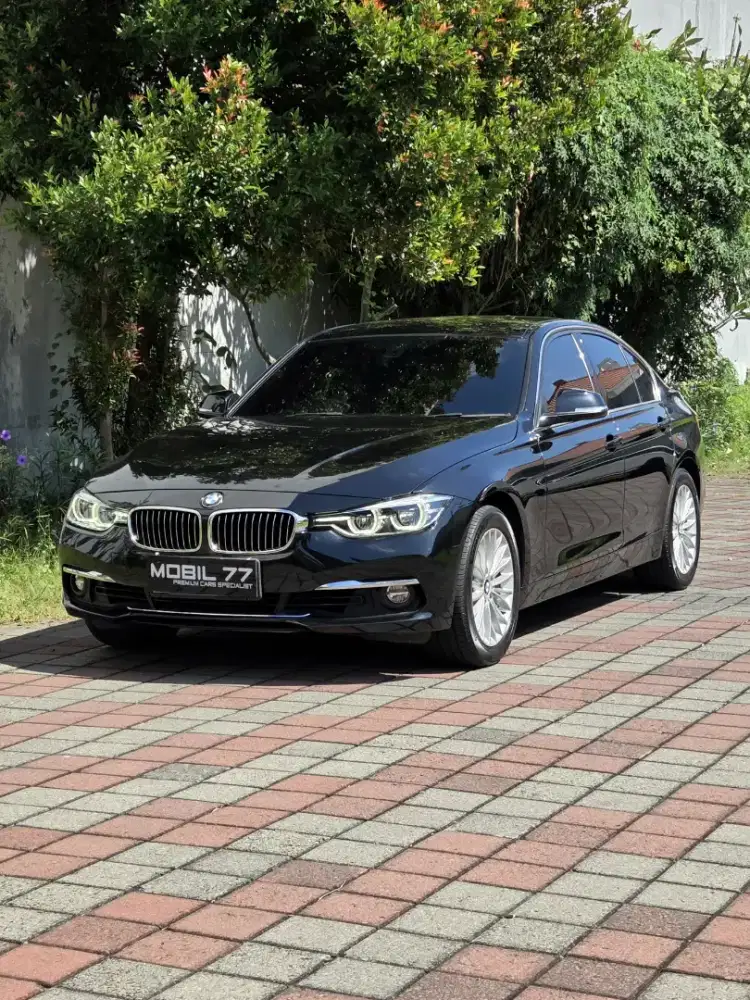 BMW 320i F30 LCI 2.0 odo25rb Tahun 2018