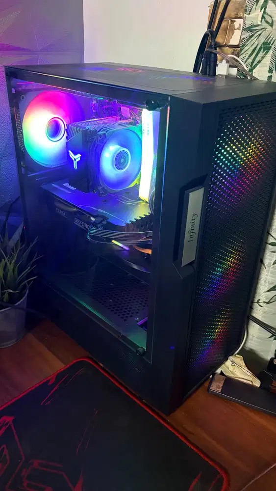 PC gaming + monitor, I5 12400f GTX1660super, 16GB ddr4 RGB