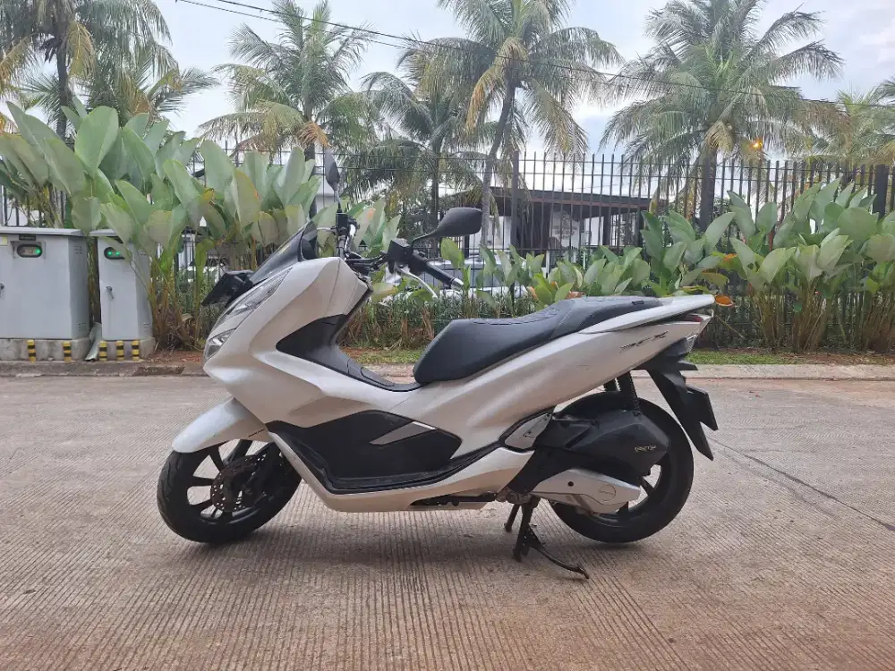 PCX CBS 2019 PUTIH