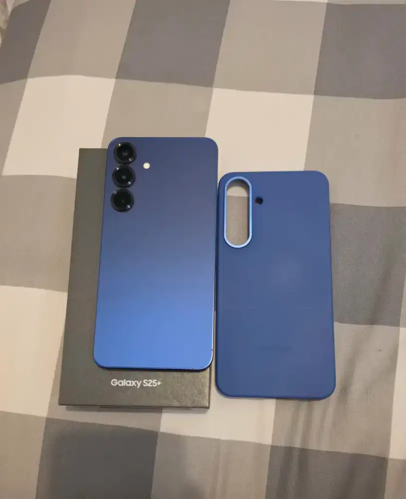 Samsung Galaxy S25+ 12/512 Navy (masih garansi)