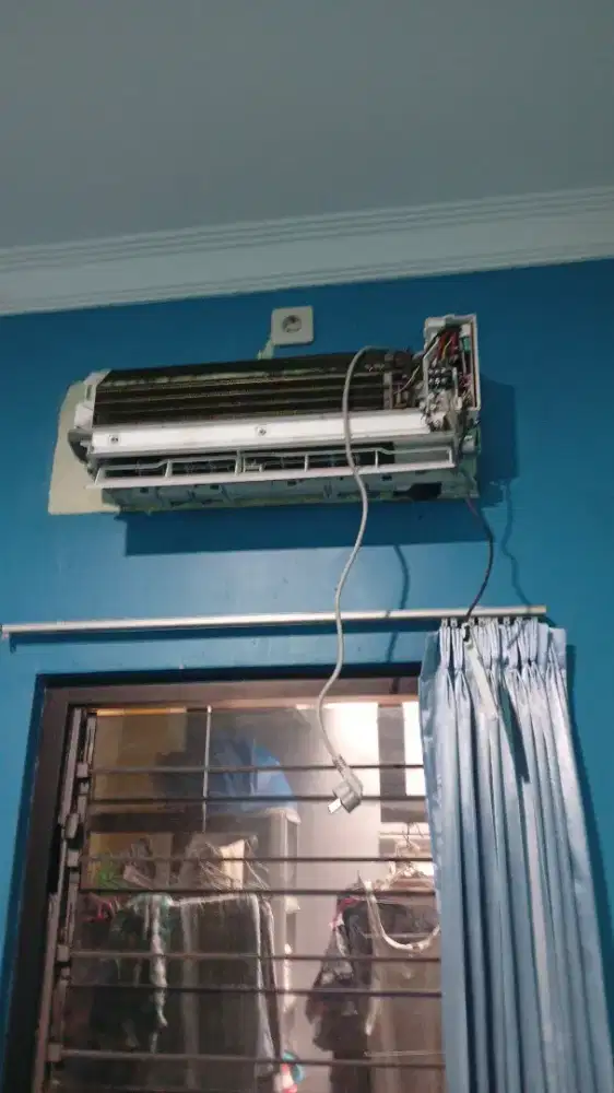 Cuci Ac dan bongkar pasang