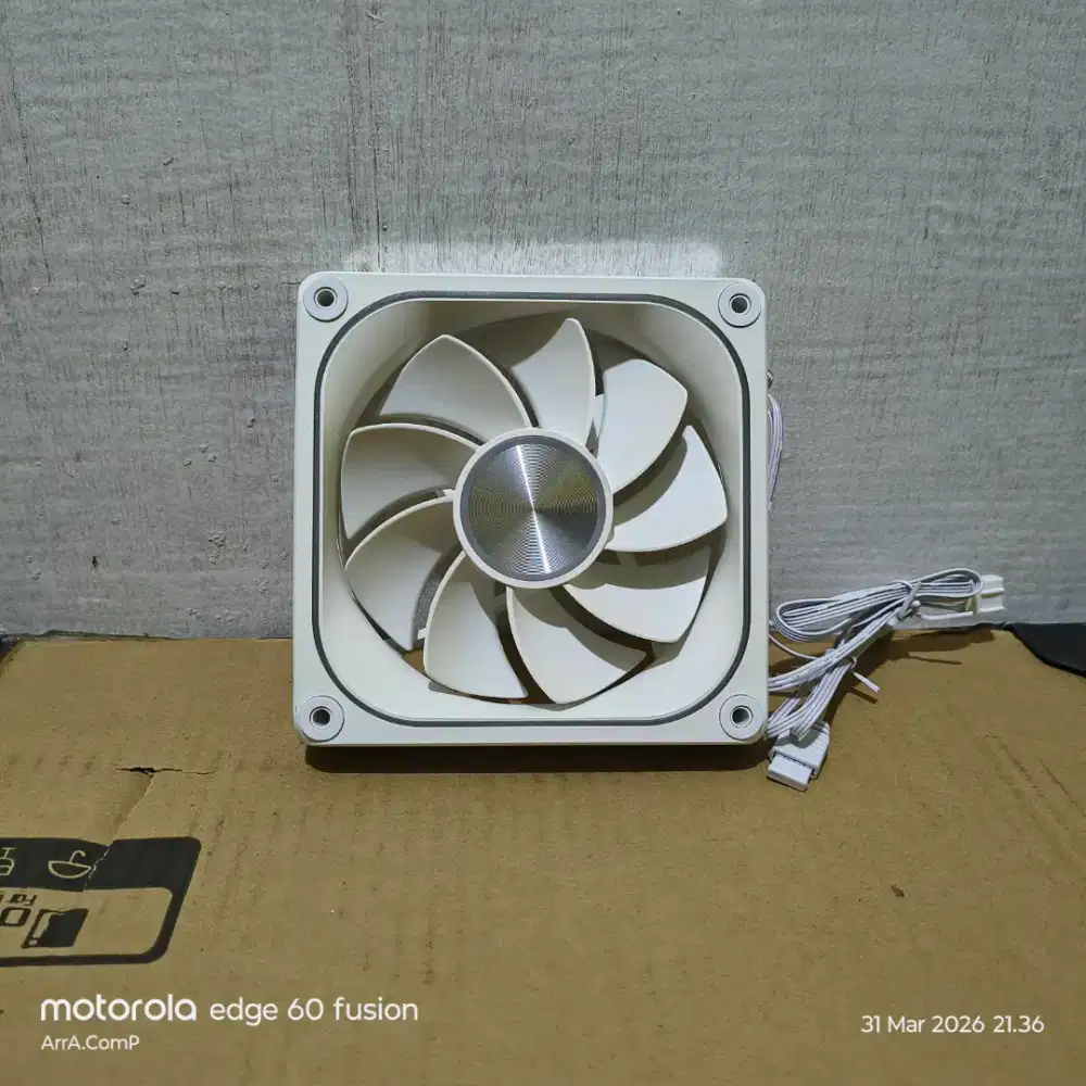 .:: FAN CASING ARGB 3 PIN 5V PMW 120MM ::.