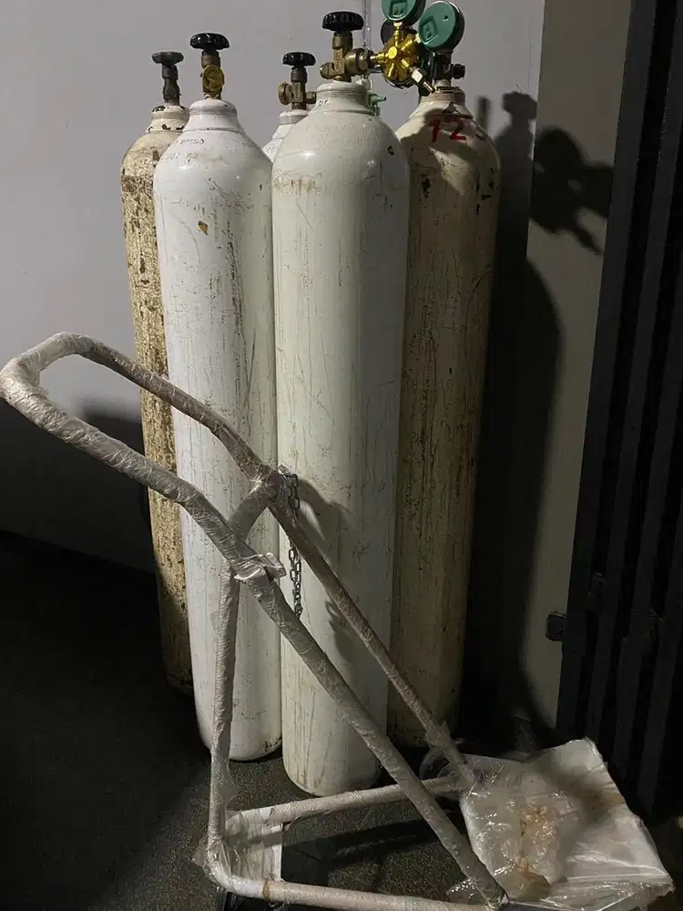 Tabung oksigen besar