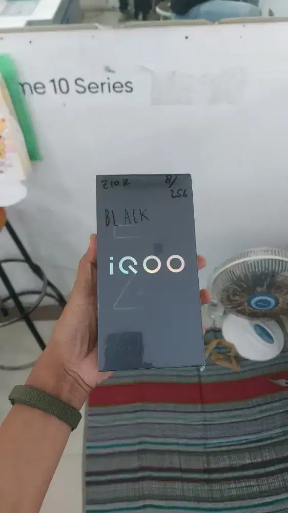 Vivo iqoo Z10R ram 12gb 5G dan8/128 resmi