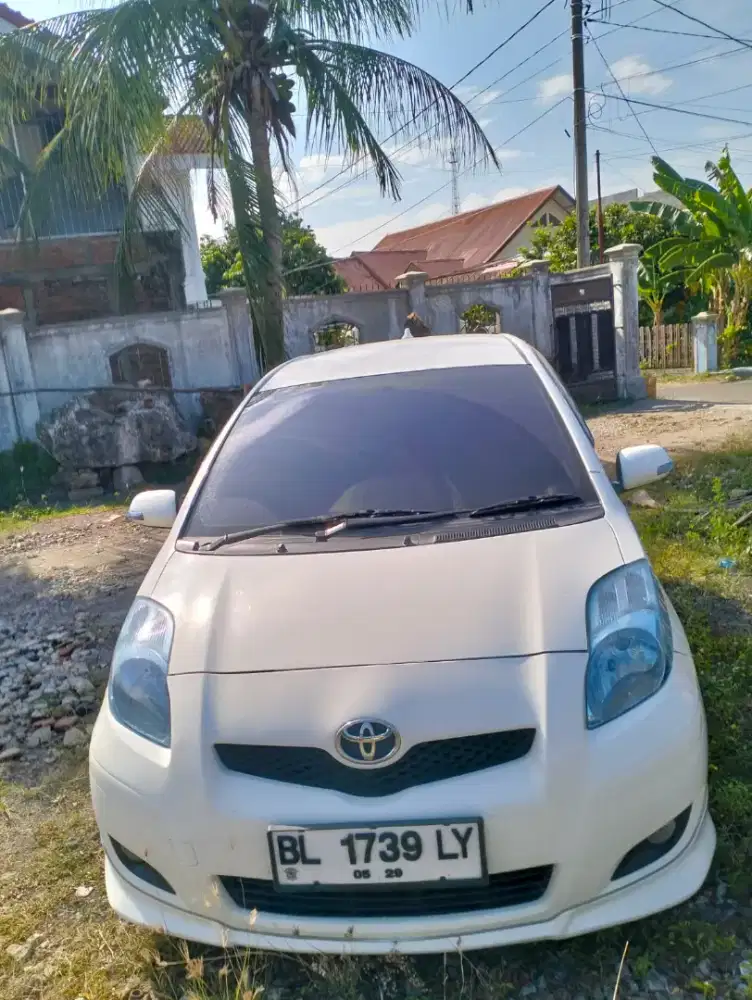 Dijual Cepat !! YARIS