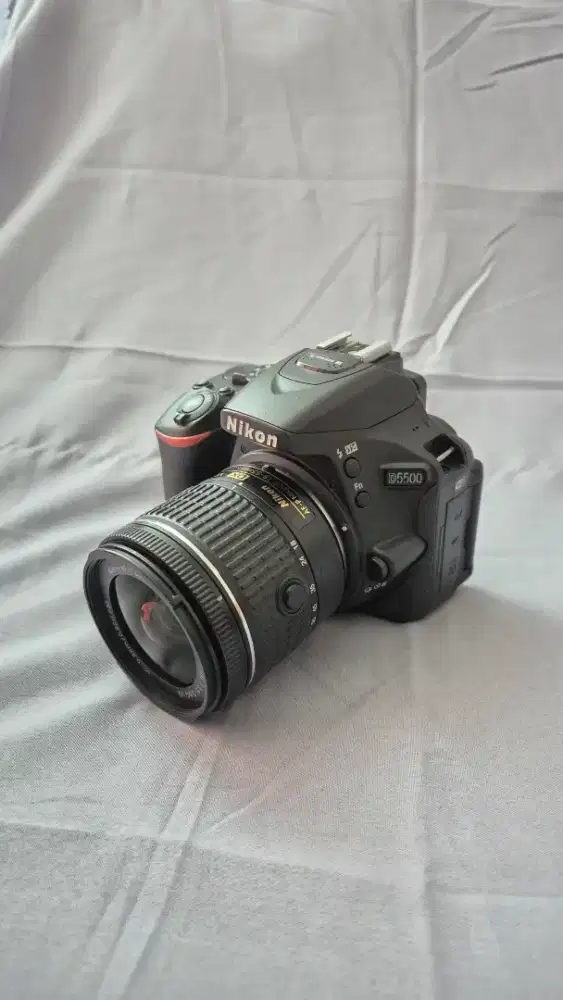 Nikon D5500 lensa kit AFP 18-55mm no box