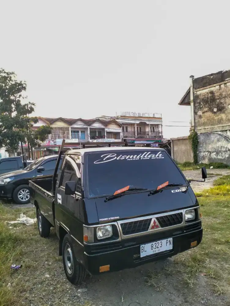 Dijual Cepat !! L300
