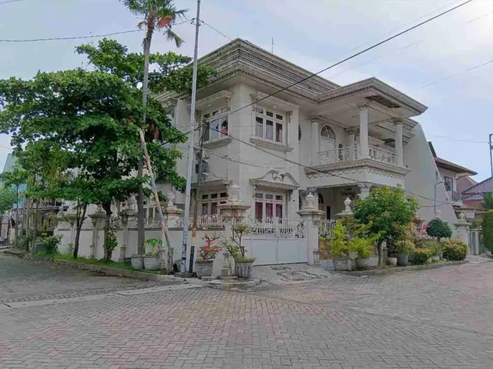 Rumah mewah Pondok Mutiara - Selangkah menuju pintu toll