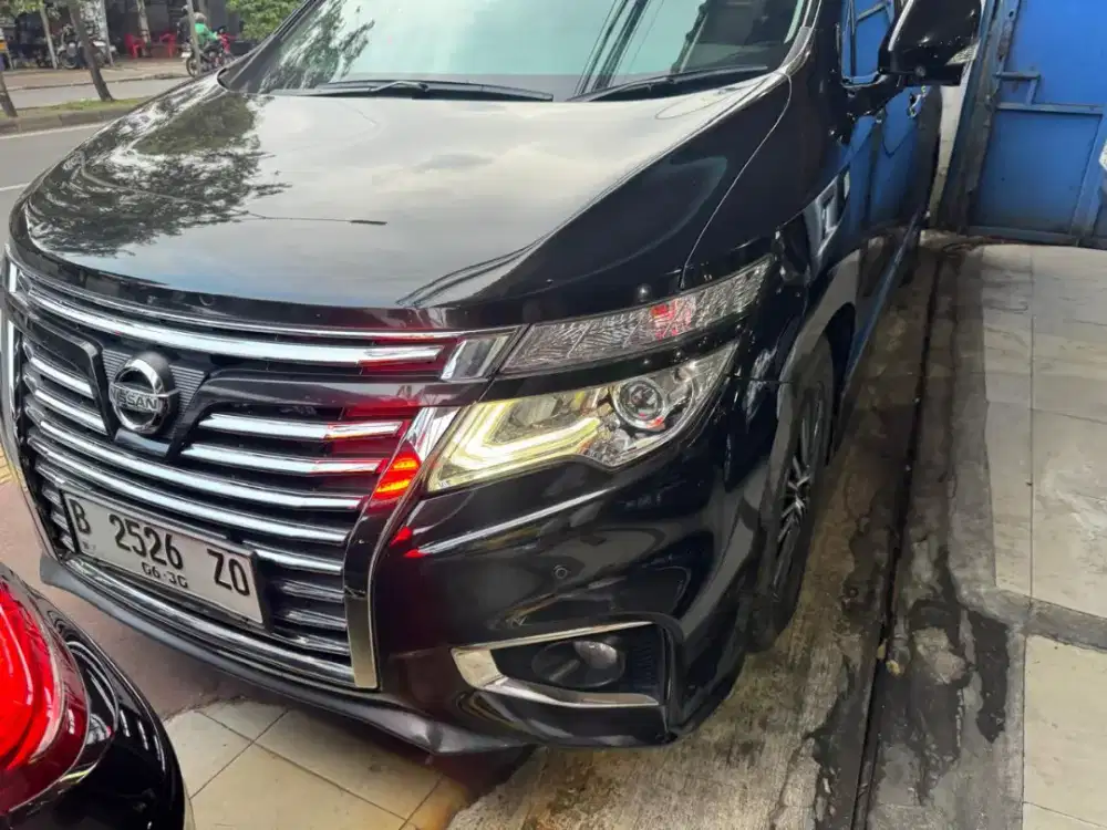 Nissan elgrand HWS th 2014 AT new model