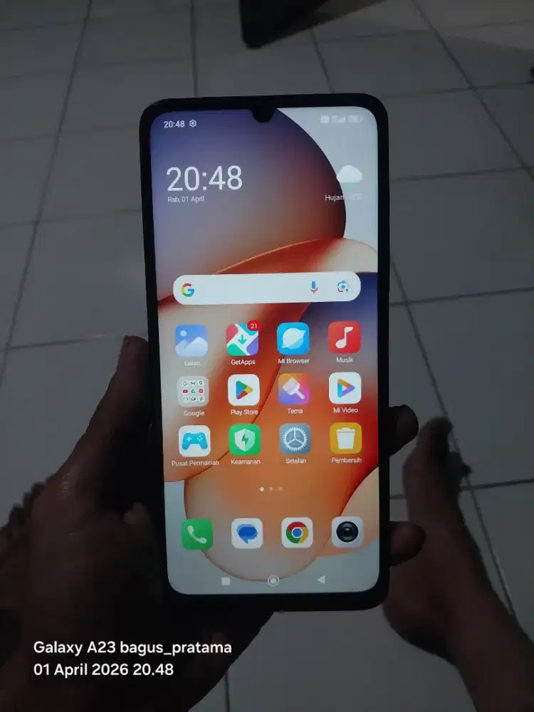 bantuin tmen mau jual redmi 13c 8+8/256 fullsett msih mulus bgtt