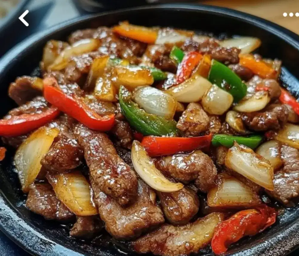 Karyawati wanita ( khusus wanita ) utk rmh makan