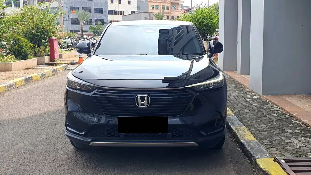 Honda HRV HR-V HR V E 1.5 CVT Sensing AT Hitam 2022 Like New Low KM