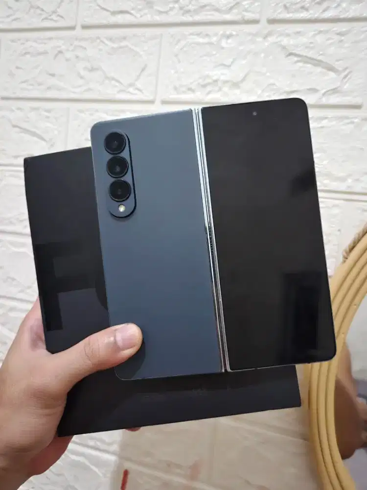 JUAL MURAH SAMSUNG Z FOLD 4 12/256GB RESMI SEIN (-layar dalam)