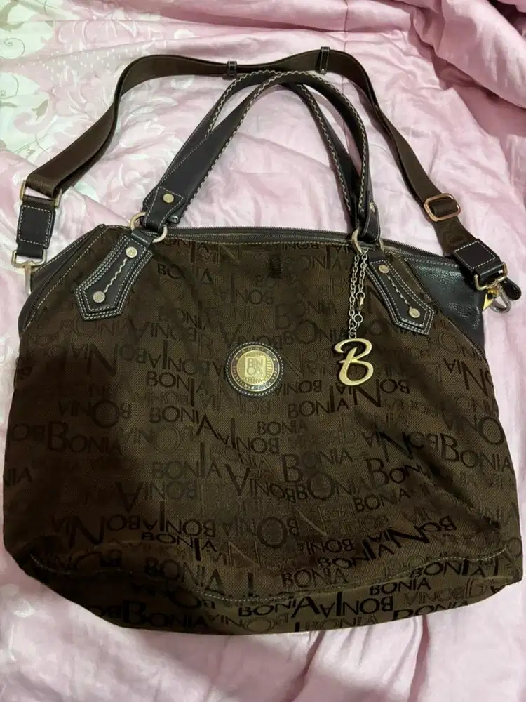 BONIA AUNTHENTIC ORIGINAL KANVAS