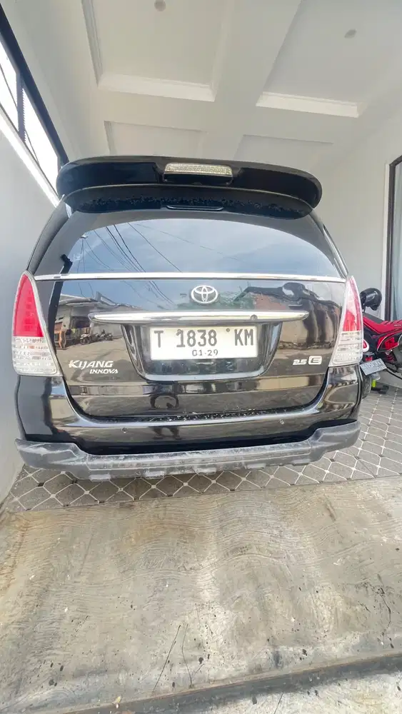INNOVA DIESEL 2.5 E Manual 2010