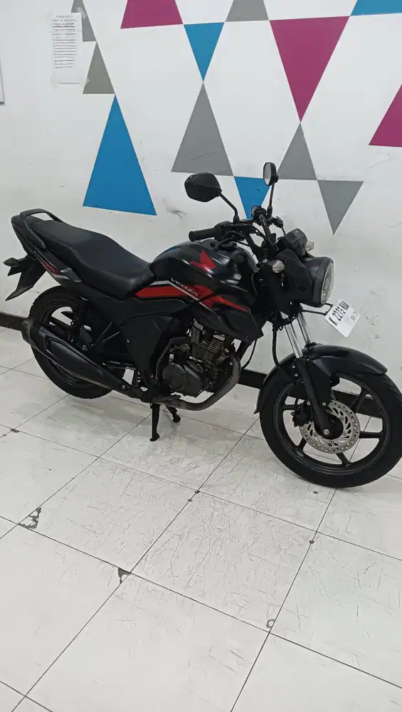 Honda CB Verza 150 2024 K - Pati Istimewa