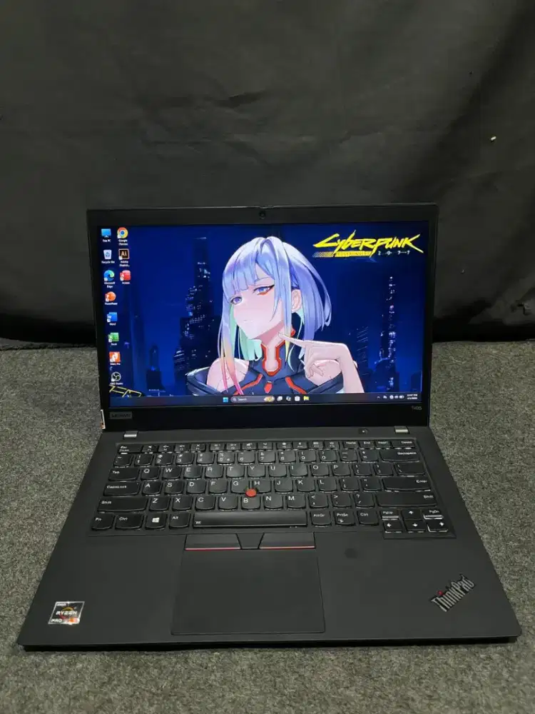 Dijuak Lenovo thinkpad T495 Amd Ryzen 5 Pro ( ram 8/ nvme 512 )