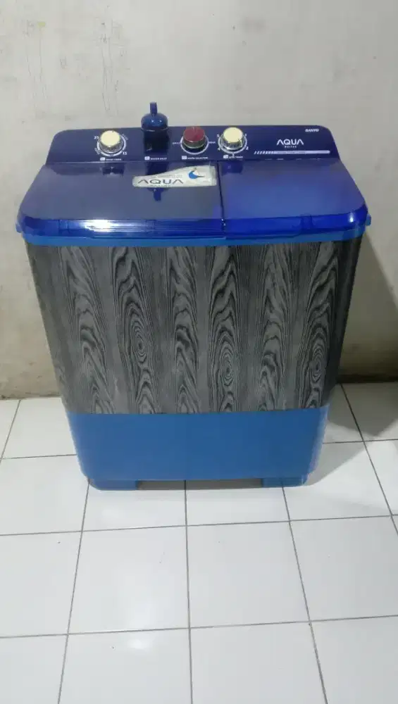 Mesin cuci 2 tabung Aqua Japan hijab series 9kg