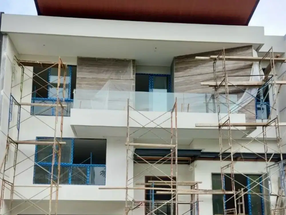 Pakuwon Indah dekat Pakuwon Mall